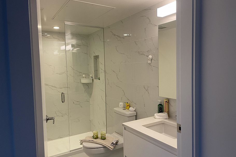 210 8138 Fraser Street Vancouver, BC - 6