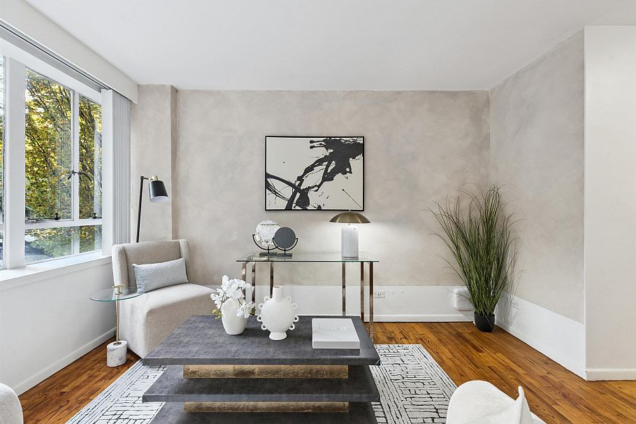 315 1445 Marpole Avenue Vancouver, BC - 5