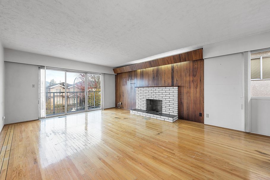 3220 E 19th Avenue Vancouver, BC - 19