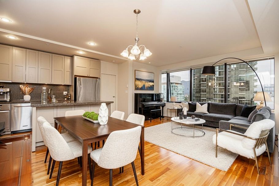 906 1333 W Georgia Street Vancouver, BC - 10