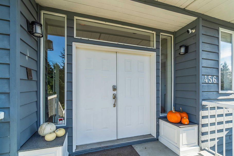 456 Montroyal Boulevard North Vancouver, BC - 4