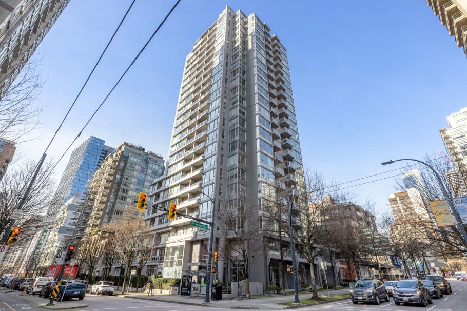 504 1001 Richards Street Vancouver, BC - 1