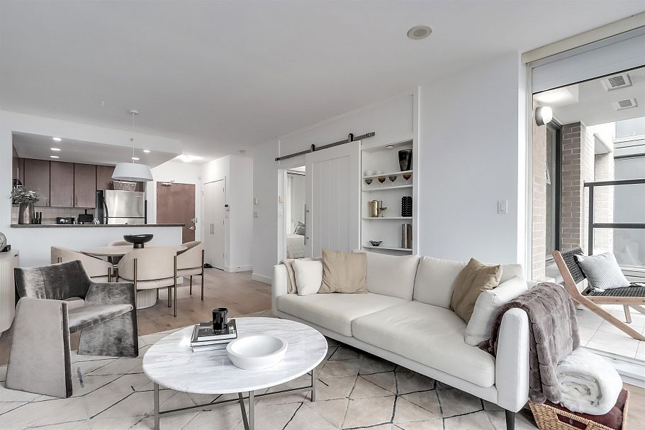 310 1450 W 6th Avenue Vancouver, BC - 6