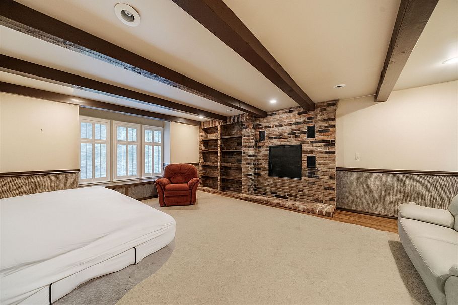 1226 Seymour Boulevard North Vancouver, BC - 16