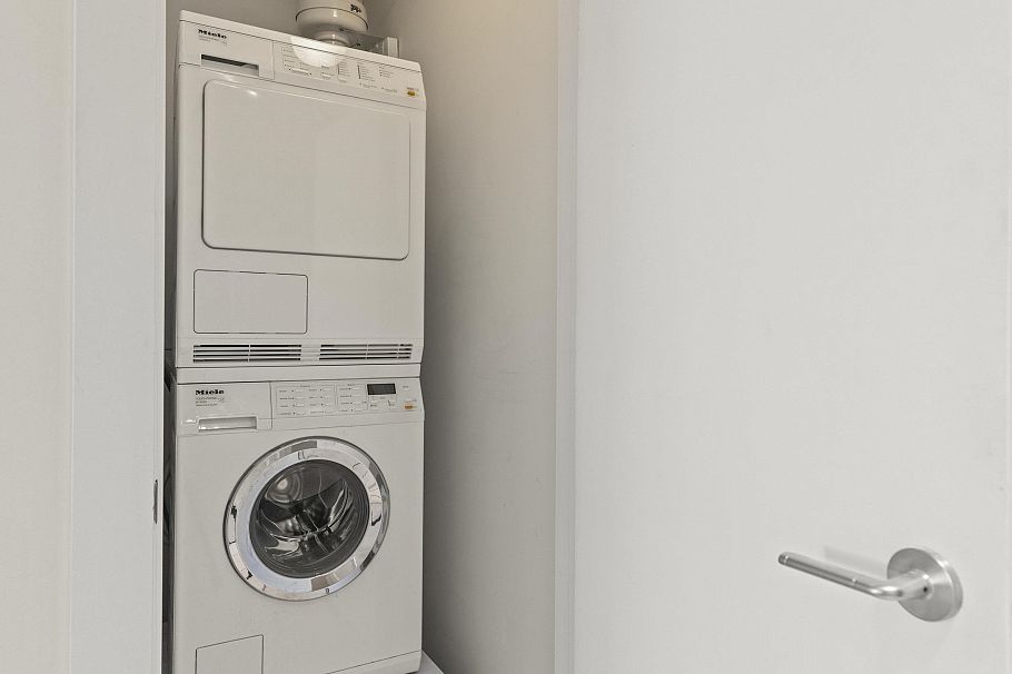 612 2228 Marstrand Avenue Vancouver, BC - 9