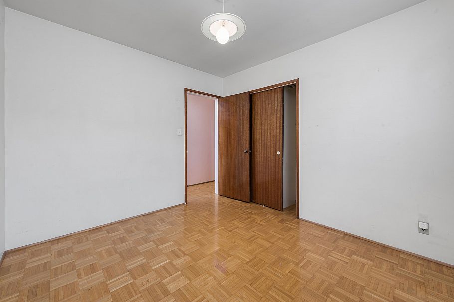 3220 E 19th Avenue Vancouver, BC - 24