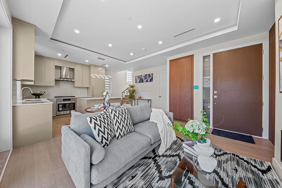 2 4650 Gothard Street Vancouver, BC - 6