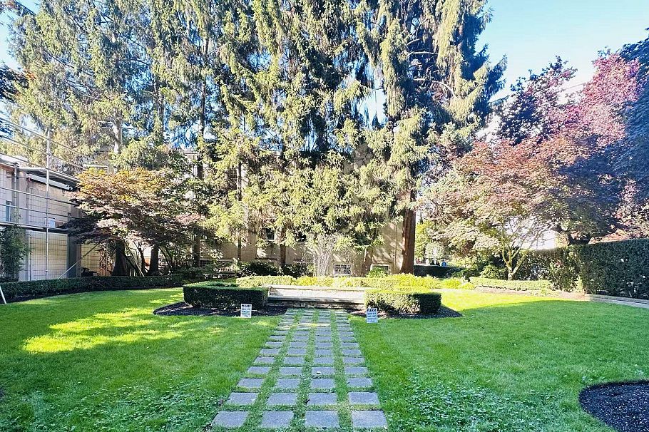 502 1850 Comox Street Vancouver, BC - 1