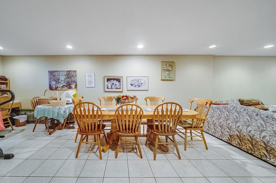 1627 E 34th Avenue Vancouver, BC - 31