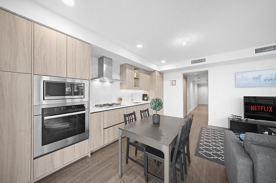 1884 87 Nelson Street Vancouver, BC - 24