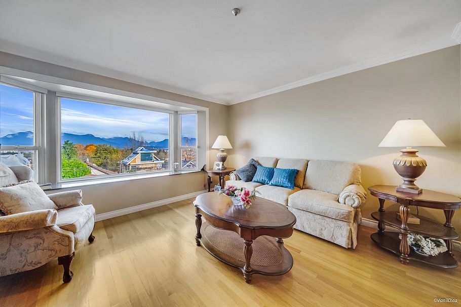 1627 E 34th Avenue Vancouver, BC - 22