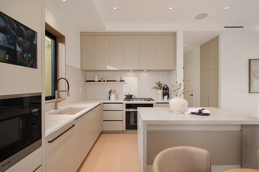 2 4018 W 21st Avenue Vancouver, BC - 11