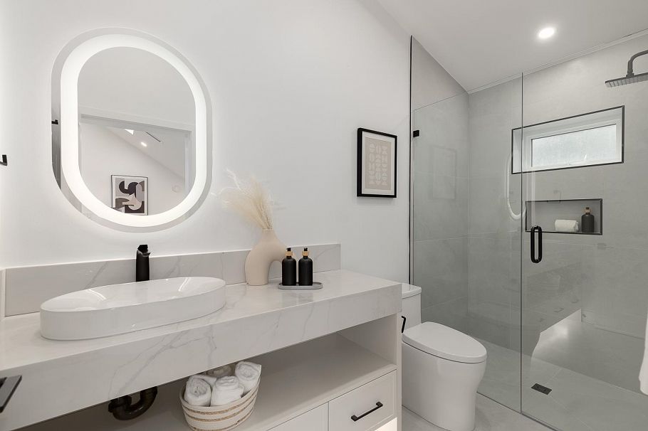 2 2976 W 13th Avenue Vancouver, BC - 24