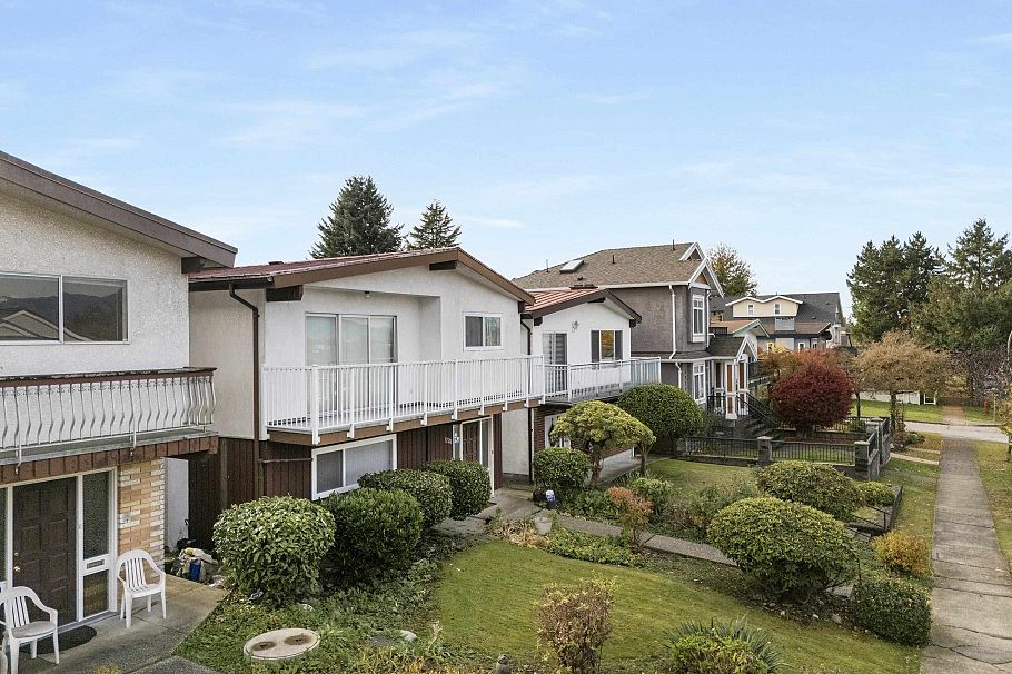 3220 E 19th Avenue Vancouver, BC - 38