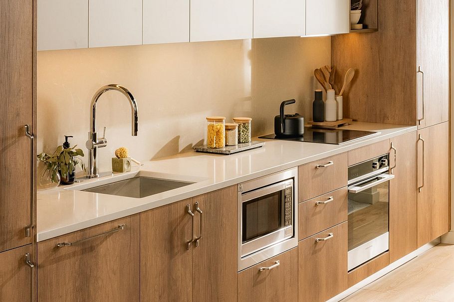 419 133 W 49th Avenue Vancouver, BC - 4