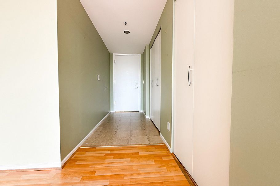 1103 212 Davie Street Vancouver, BC - 7