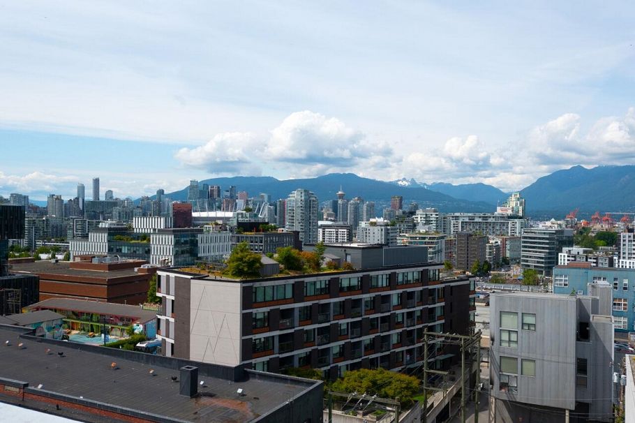 354 250 E 6 Avenue Vancouver, BC - 35