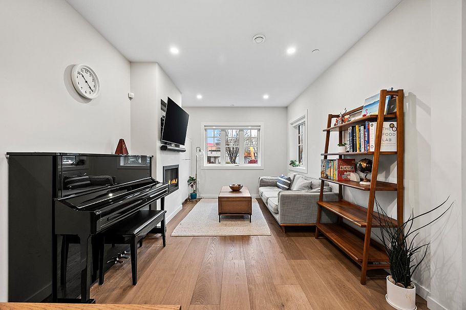 908 E 17th Avenue Vancouver, BC - 13