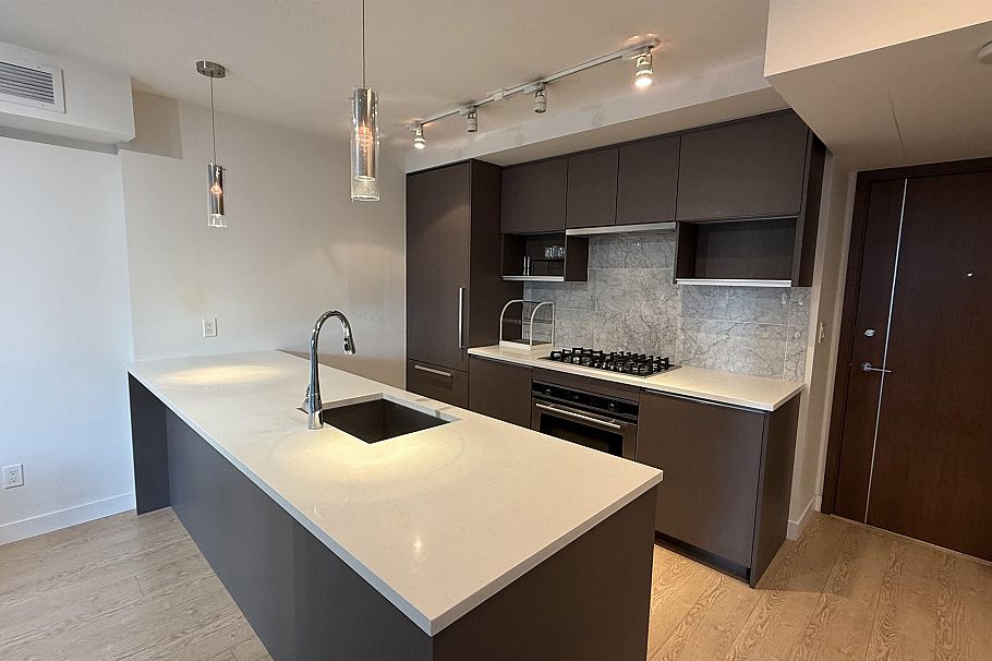 828 8988 PATTERSON ROAD, Richmond BC V6X 0R2 Richmond, BC - 1