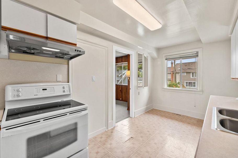 4879 Collingwood Street Vancouver, BC - 6