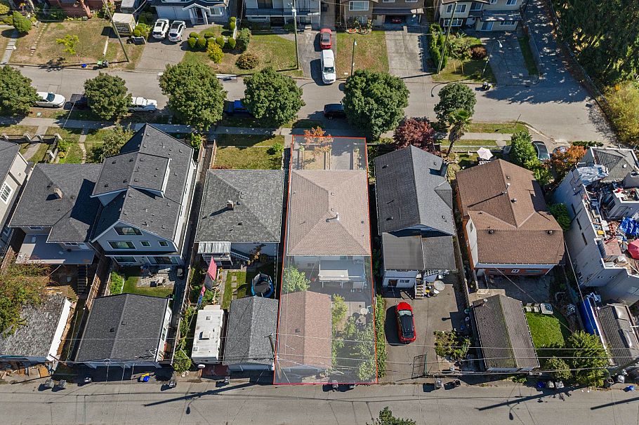 5131 Ann Street Vancouver, BC - 6