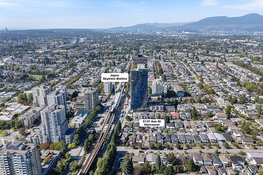 5131 Ann Street Vancouver, BC - 18