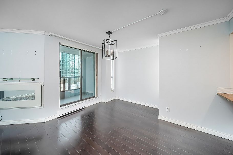 602 1270 Robson Street Vancouver, BC - 10