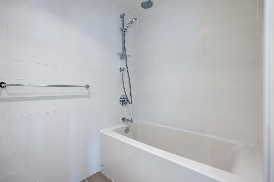 1502 8188 Fraser Street Vancouver, BC - 15