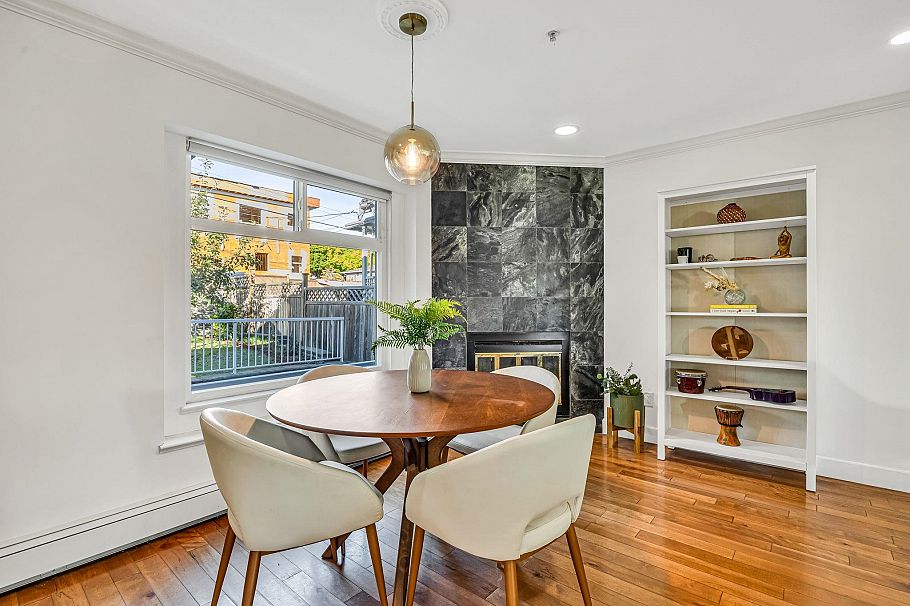 3191 E 8th Avenue Vancouver, BC - 25