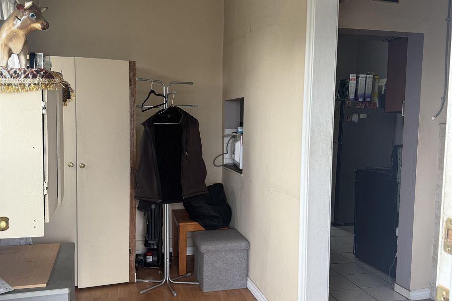 8125 St. George Street Vancouver, BC - 27