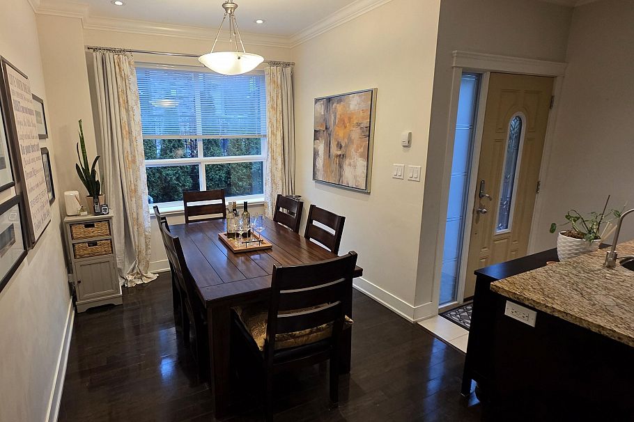 665 W 15th Street North Vancouver, BC - 6