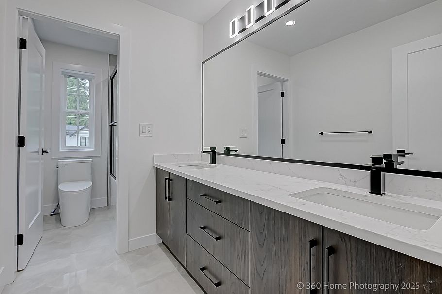 3252 Allan Road North Vancouver, BC - 18