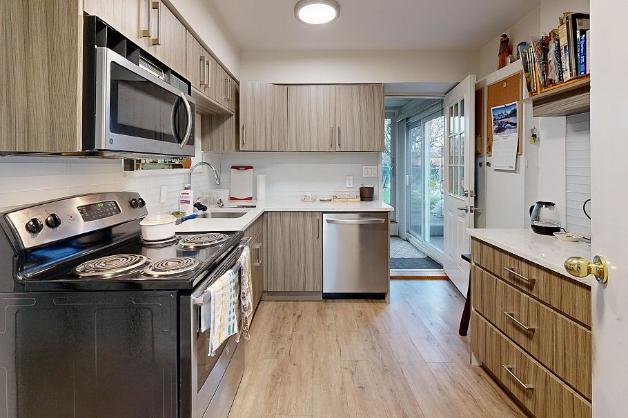 3554 Haida Drive Vancouver, BC - 4