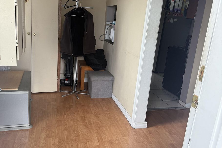 8125 St. George Street Vancouver, BC - 14