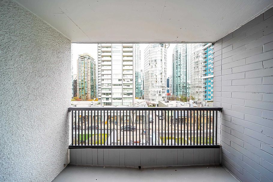 602 1270 Robson Street Vancouver, BC - 19