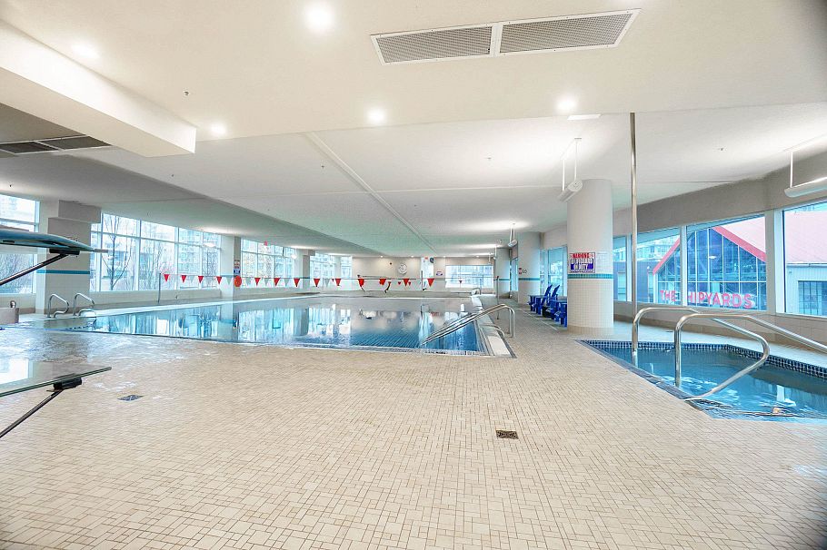 903 133 E Esplanade North Vancouver, BC - 21