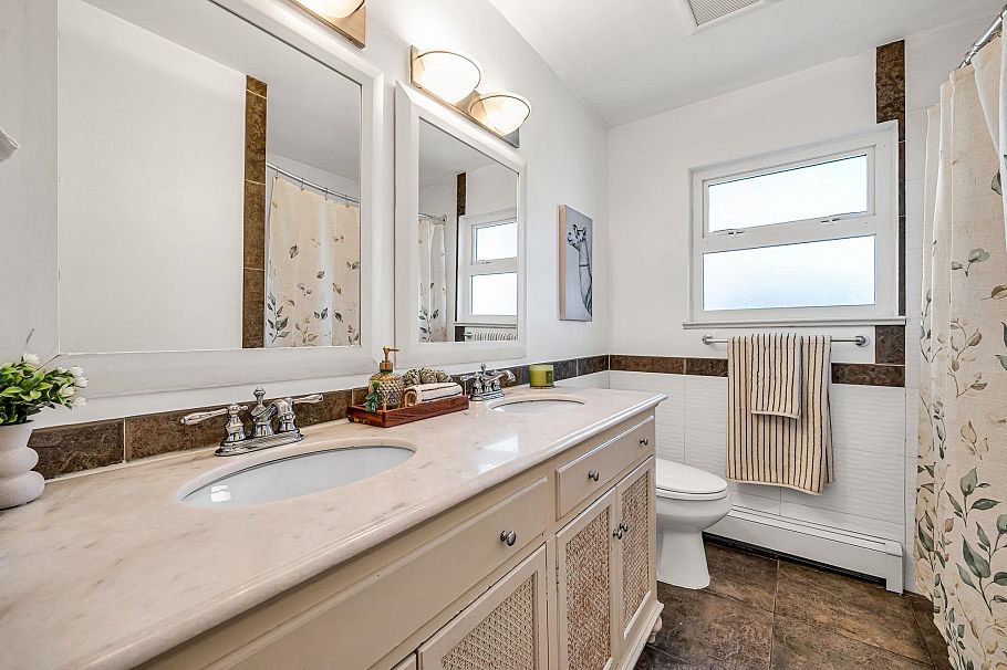 3191 E 8th Avenue Vancouver, BC - 15