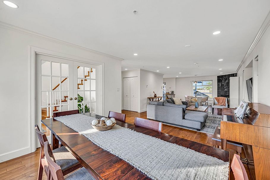 3191 E 8th Avenue Vancouver, BC - 19