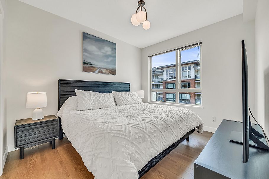 404 2632 Library Lane North Vancouver, BC - 14