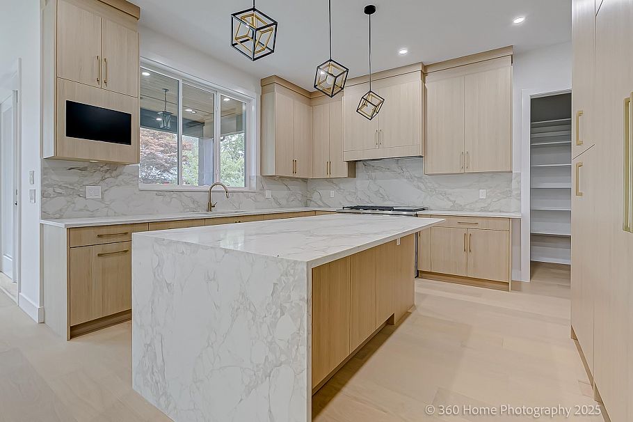 3252 Allan Road North Vancouver, BC - 7