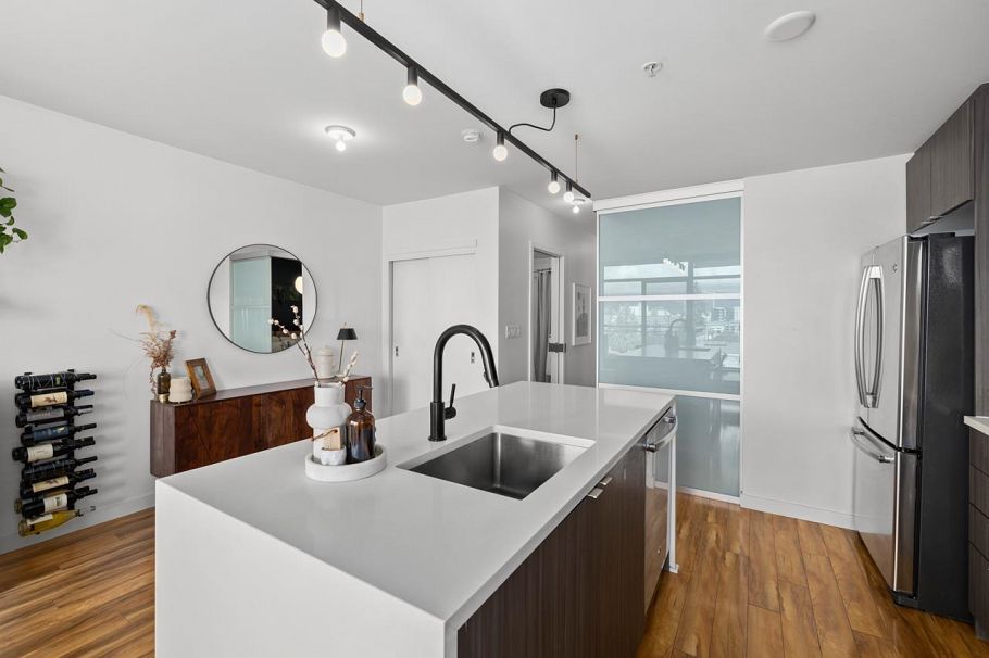 520 289 E 6th Avenue Vancouver, BC - 10