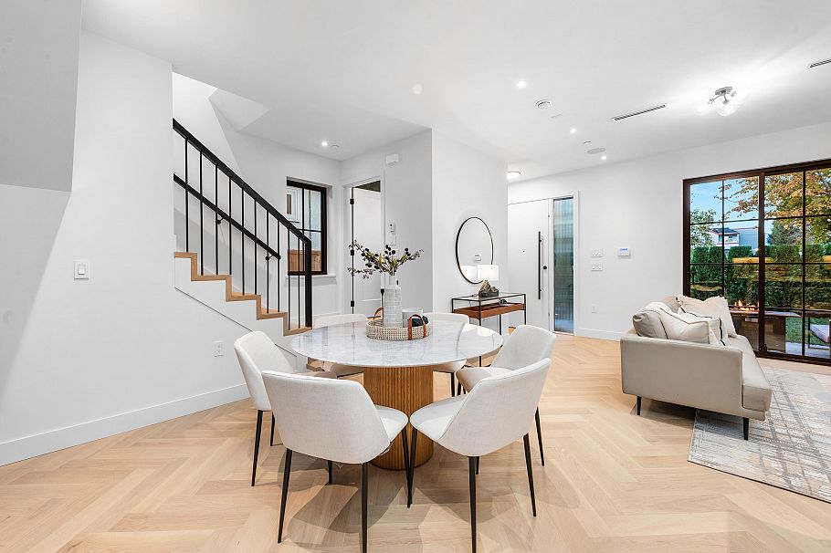 1 240 E 37th Avenue Vancouver, BC - 21