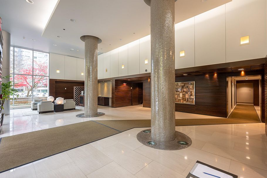 403 5838 Berton Avenue Vancouver, BC - 3