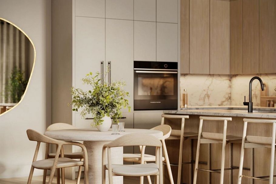 3 646 E 23rd Avenue Vancouver, BC - 2