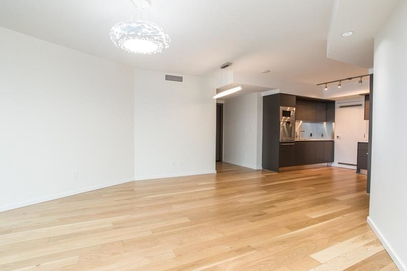 4705 1151 W Georgia Street Vancouver, BC - 8