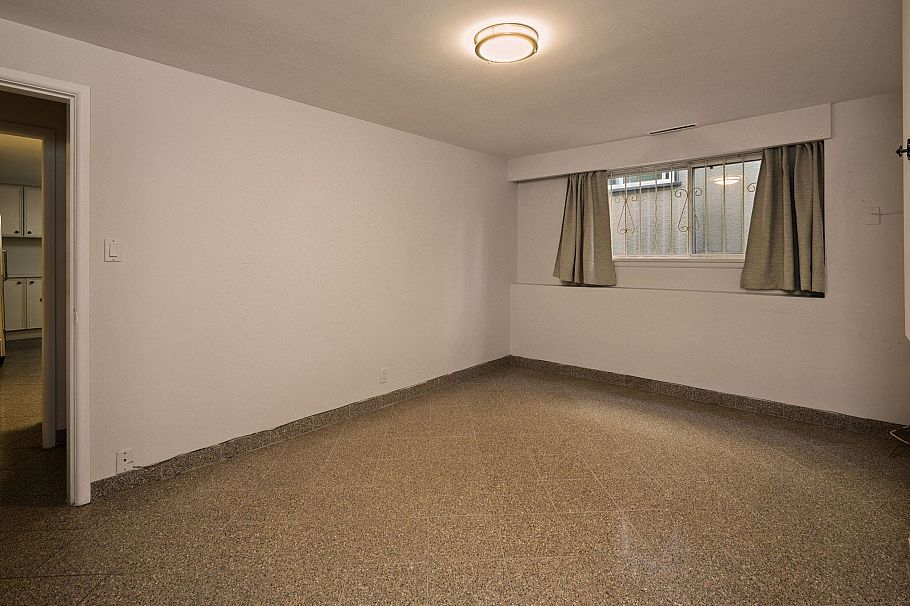 2869 Venables Street Vancouver, BC - 30