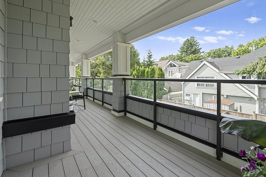 2377 W 7th Avenue Vancouver, BC - 24