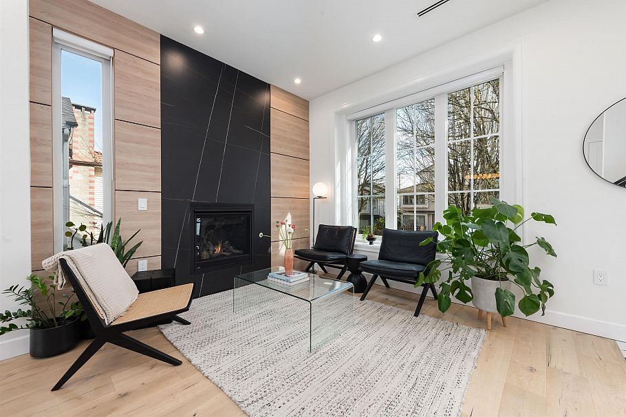 5059 Sherbrooke Street Vancouver, BC - 2
