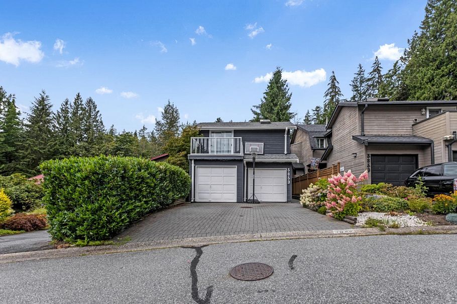 5853 Grousewoods Crescent North Vancouver, BC - 2