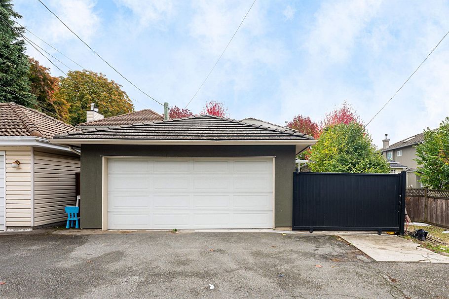 7949 Montcalm Street Vancouver, BC - 34